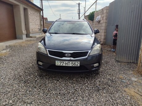 Kia  2010