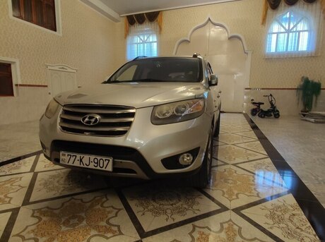 Hyundai Santa Fe 2011