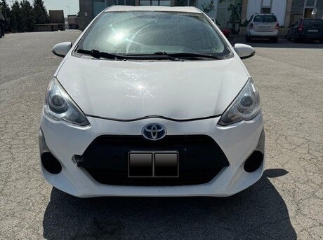 Toyota Aqua 2016