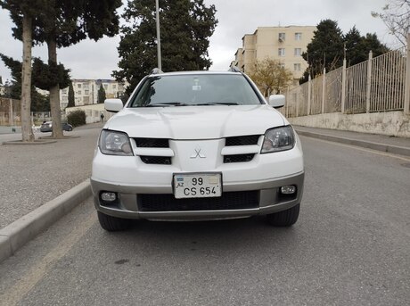 Mitsubishi Outlander 2003