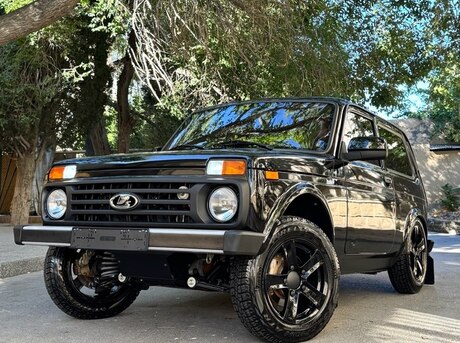 LADA (VAZ) Niva