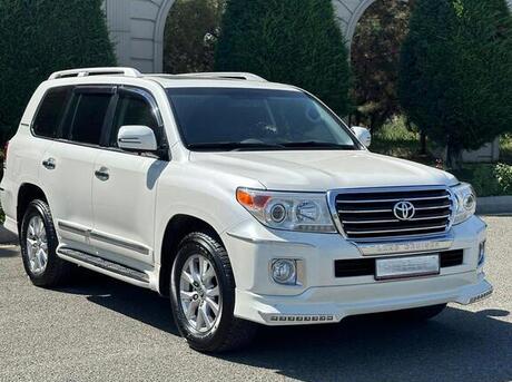 Toyota Land Cruiser 2013