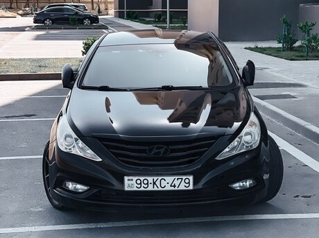 Hyundai Sonata 2011