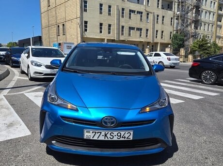 Toyota Prius 2021