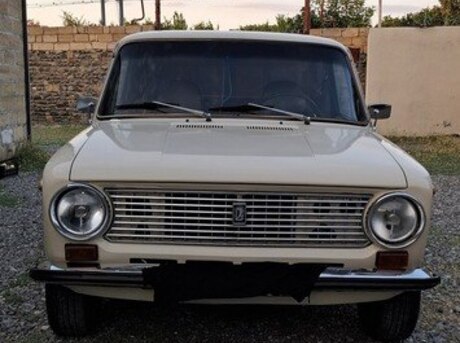 LADA (VAZ) 21013 1985