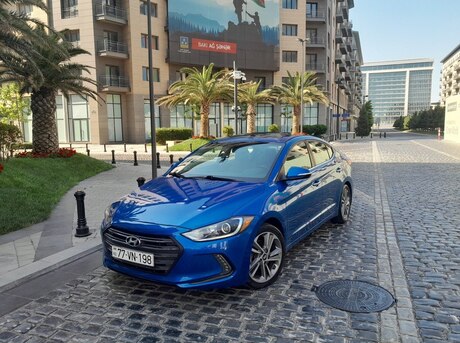 Hyundai Elantra 2016