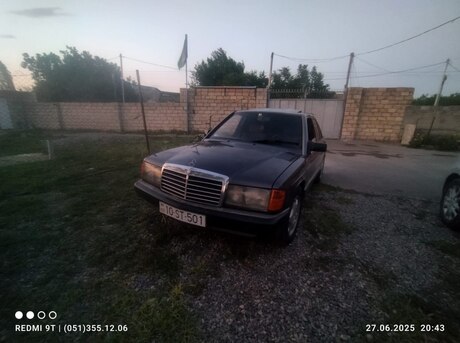 Mercedes 190 1992