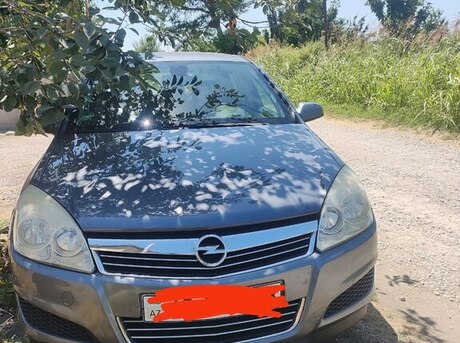 Opel Astra 2008