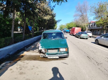 LADA (VAZ) 2104 1999