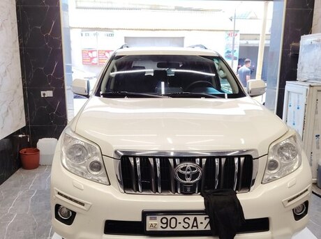Toyota Land Cruiser Prado 2013