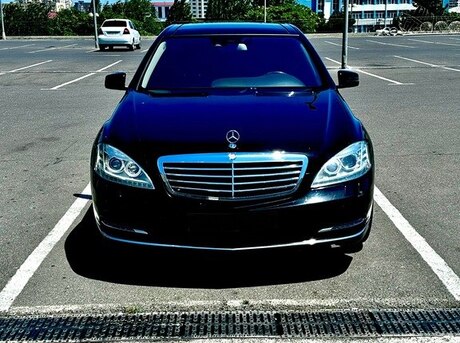 Mercedes S 500