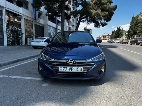 Hyundai Elantra 2019