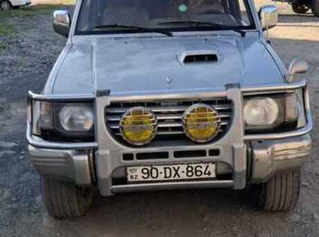 Mitsubishi Pajero 1996