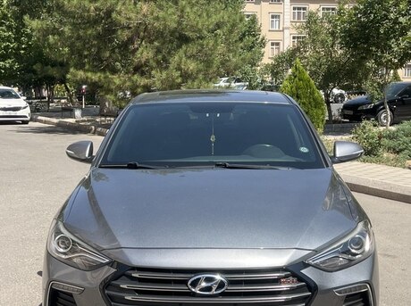 Hyundai Elantra 2018