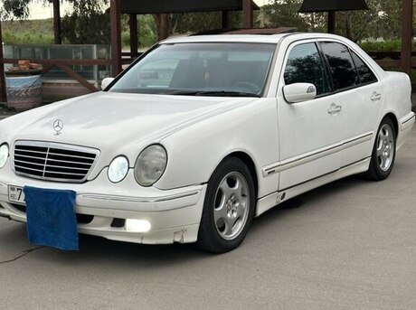 Mercedes E 320 2000