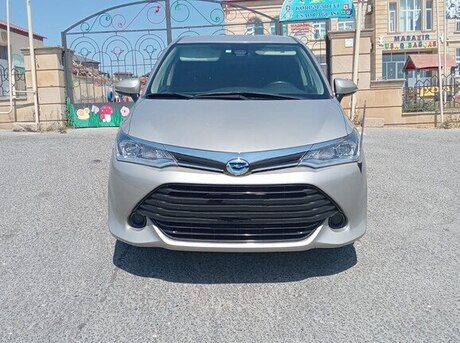 Toyota Corolla Axio 2015