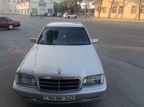 Mercedes C 220