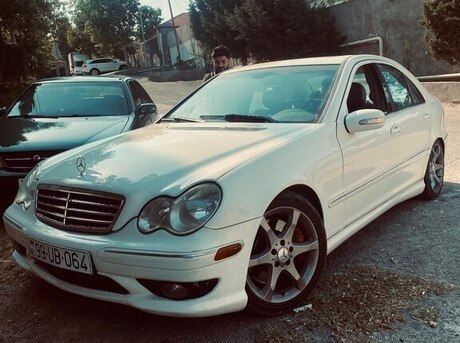 Mercedes C 230