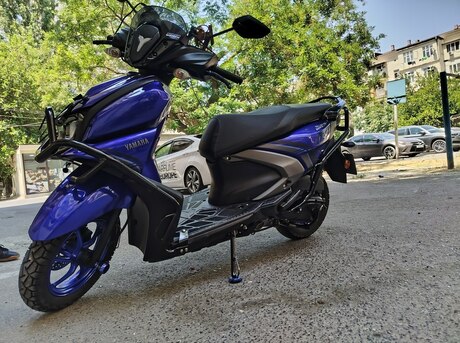 Yamaha RayZR Street Rally 125