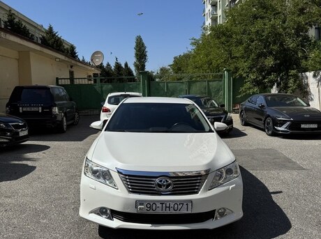 Toyota Camry 2014
