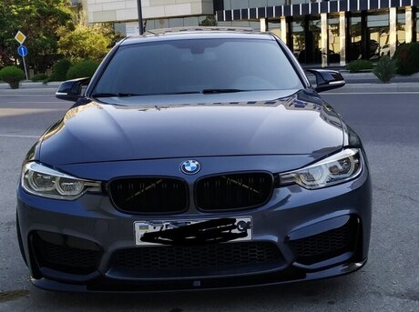 BMW 330 2017