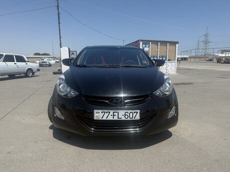 Hyundai Elantra 2011