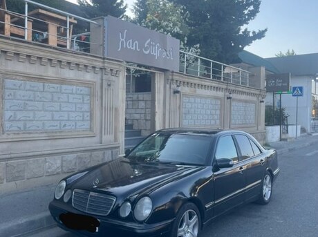 Mercedes E 240 2000
