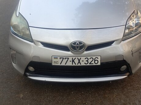 Toyota Prius 2012