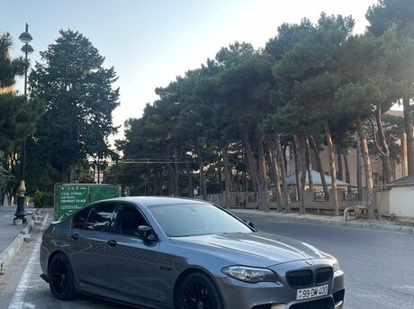 BMW 528