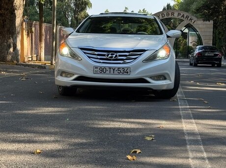 Hyundai Sonata 2011