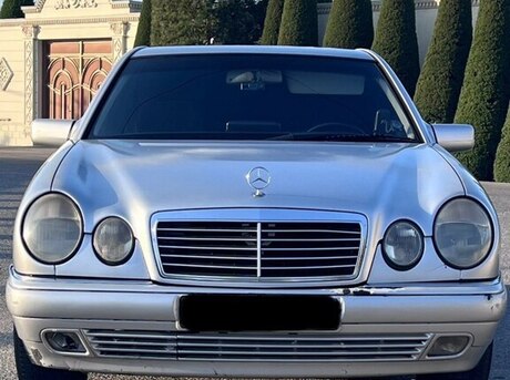Mercedes E 220 d 1999
