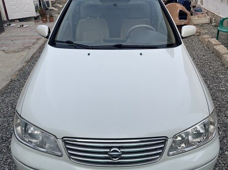 Nissan Sunny 2008