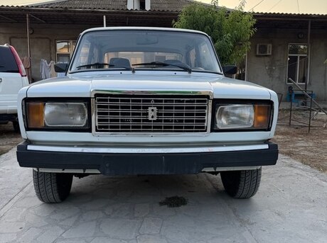 LADA (VAZ) 2107