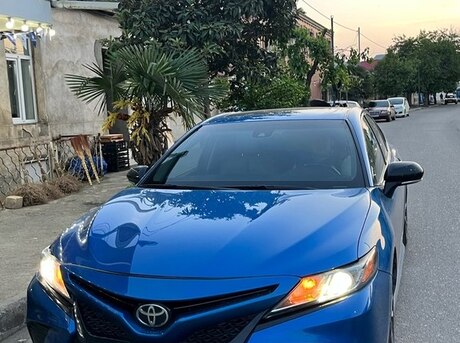 Toyota Camry 2018