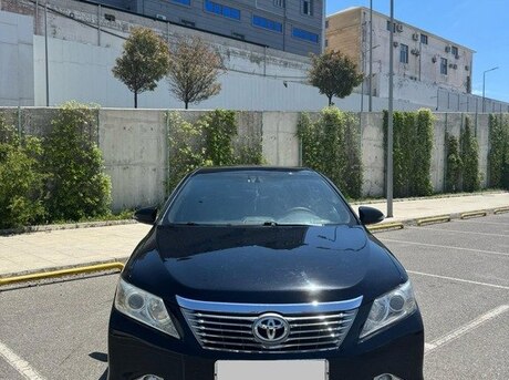 Toyota Camry 2012