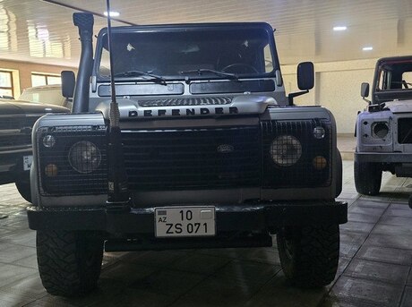 Land Rover Defender 1996