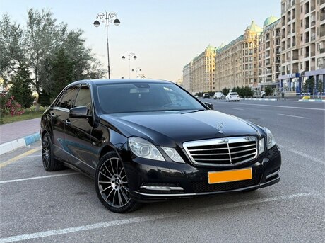 Mercedes E 220 2011