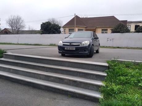 Opel Astra 2007