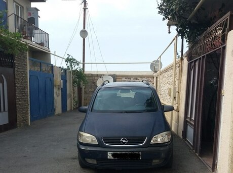 Opel Zafira 2001