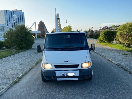 Ford Transit 2001