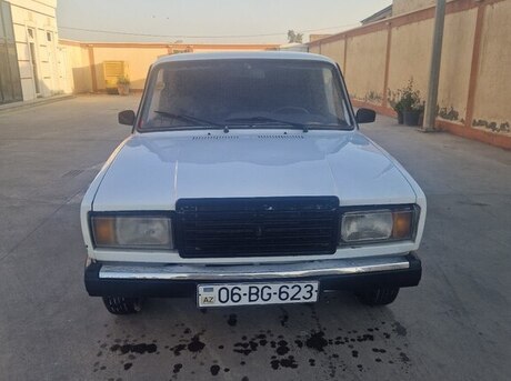 LADA (VAZ) 2107