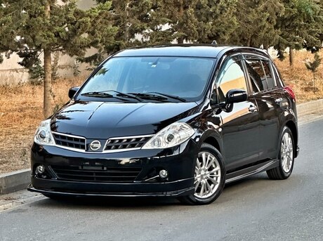 Nissan Tiida 2011
