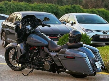 Harley-Davidson CVO Convertible