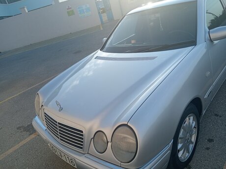 Mercedes E 230 1996
