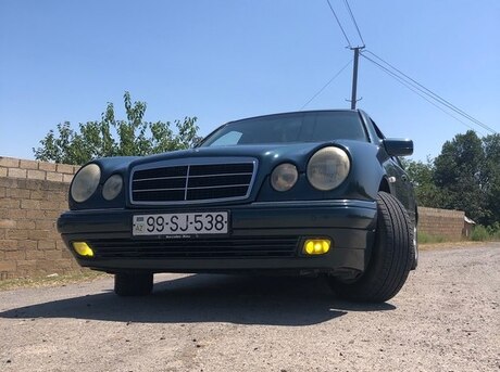 Mercedes E 240 1998