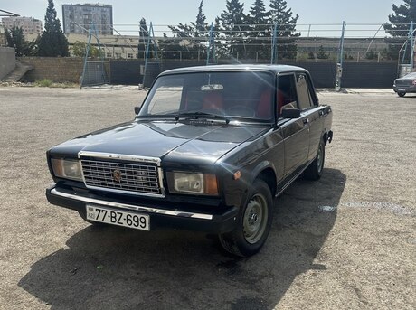 LADA (VAZ) 2107
