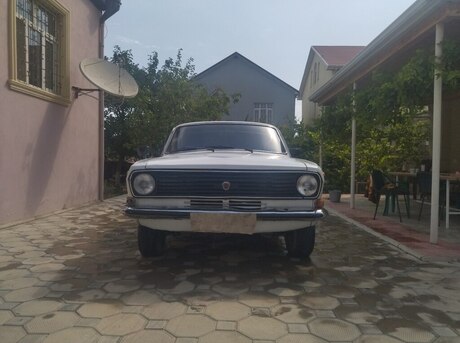 GAZ 24 "Volga"