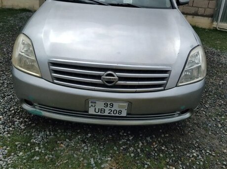 Nissan Teana 2003