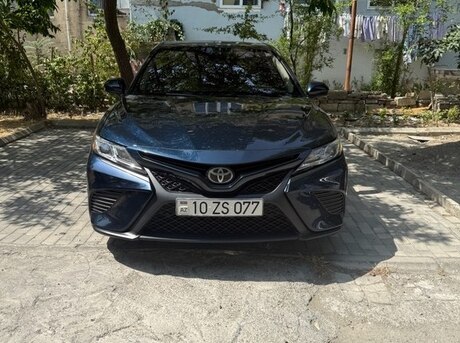 Toyota Camry 2018