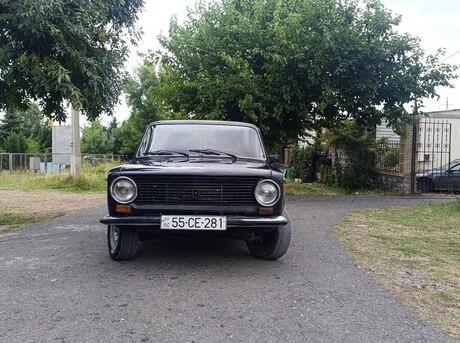 LADA (VAZ) 2111 1981